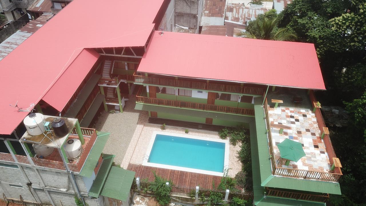 Tambopata Hostel Puerto Maldonado Exteriör bild